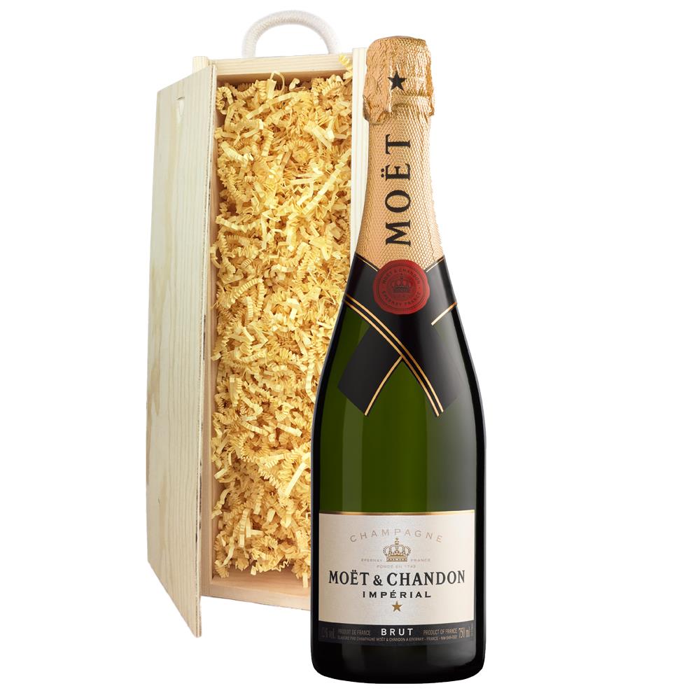 Moet &amp;amp; Chandon Brut Imperial Champagne 75cl In Pine Gift Box